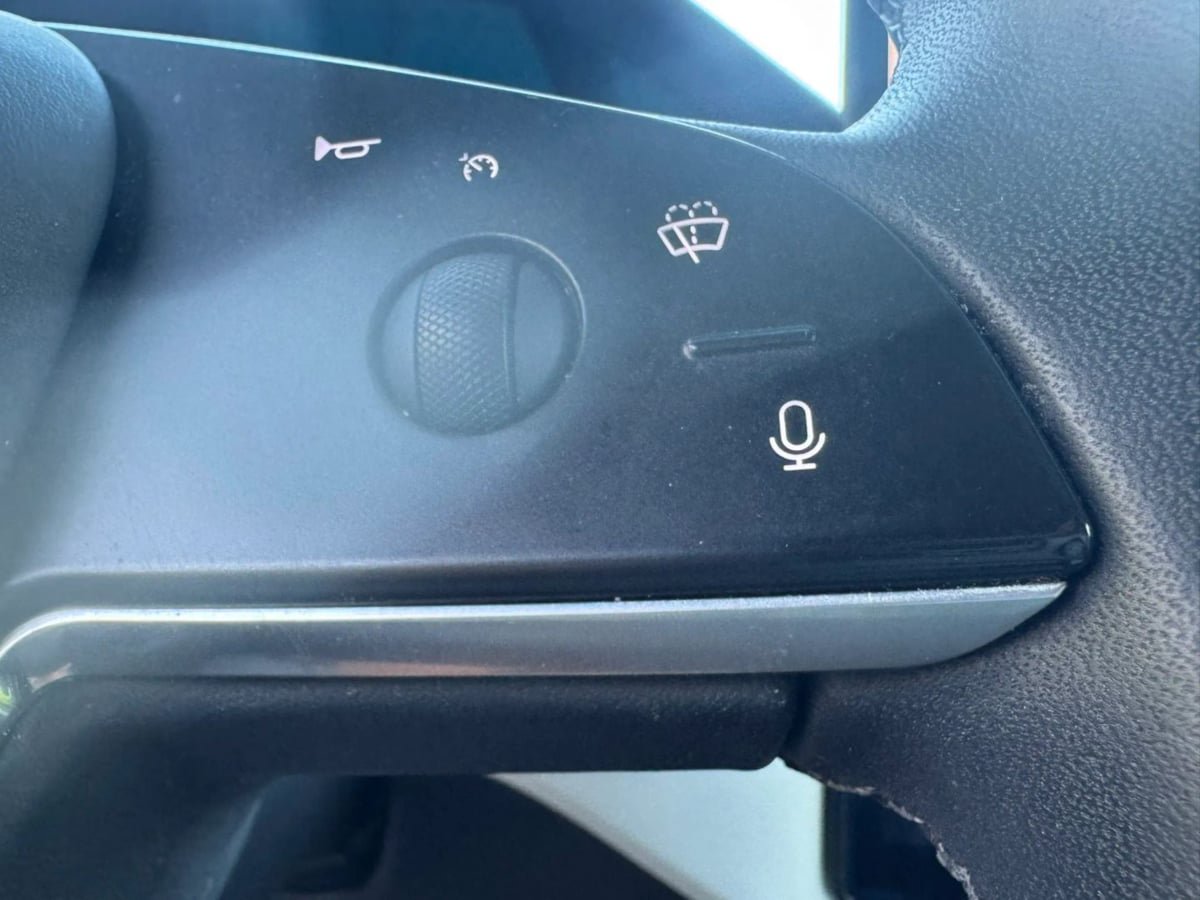 Used 2023 Tesla Model X AWD/4WD image 42