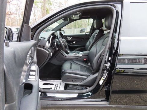 Used 2018 Mercedes-Benz GLC 300 image 18