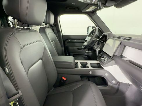 New 2026 Land Rover Defender 130 S image 29
