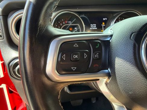 Used 2020 Jeep Wrangler Rubicon w/ LED Lighting Group AWD/4WD image 18