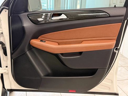 Used 2016 Mercedes-Benz GLE 350 image 23