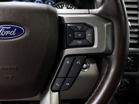 Certified 2019 Ford F150 Limited image 33