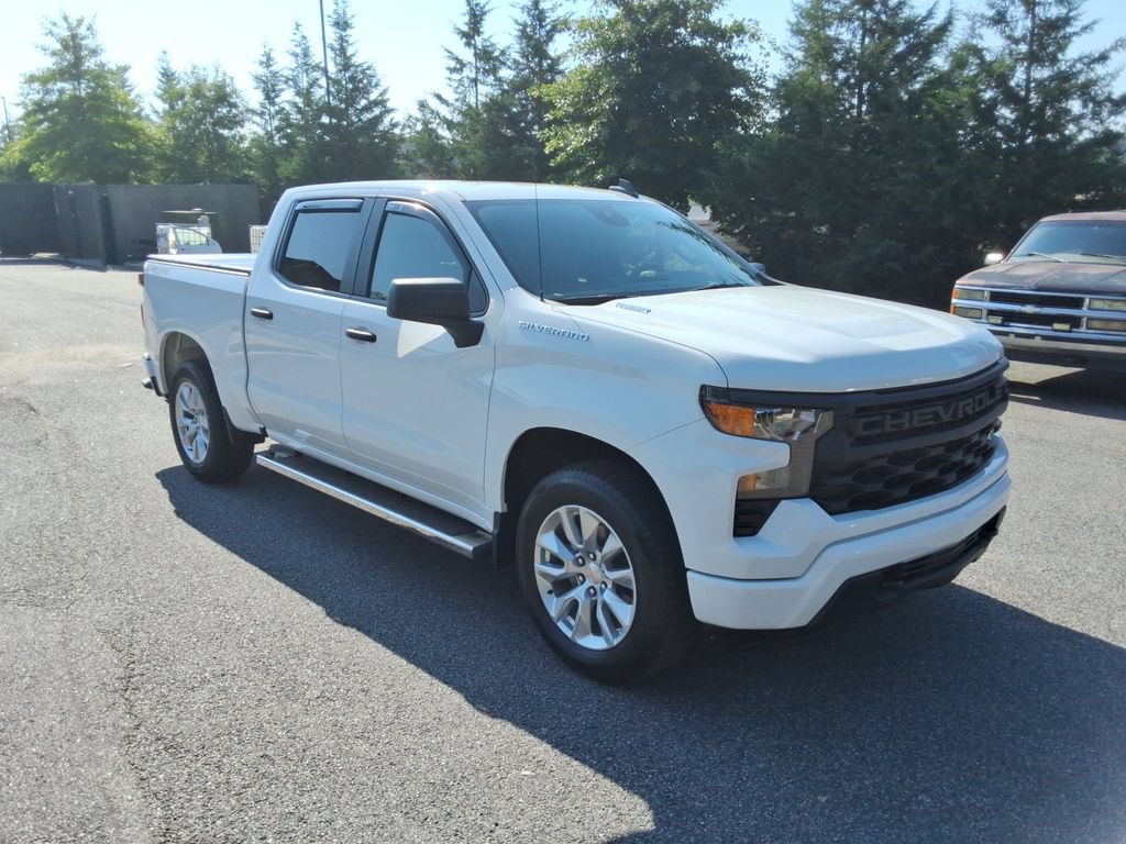 Certified 2025 Chevrolet Silverado 1500 Custom AWD/4WD image 3