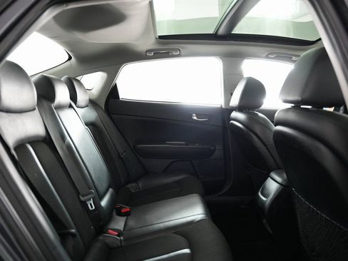 Used 2019 Kia Optima S w/ S Panoramic Sunroof Package image 34