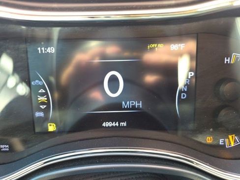 Used 2021 Jeep Grand Cherokee High Altitude AWD/4WD image 19