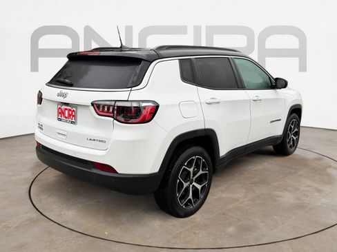 Used 2025 Jeep Compass Limited AWD/4WD image 11