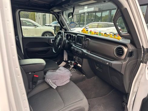 Used 2020 Jeep Wrangler Unlimited Sport S AWD/4WD image 14