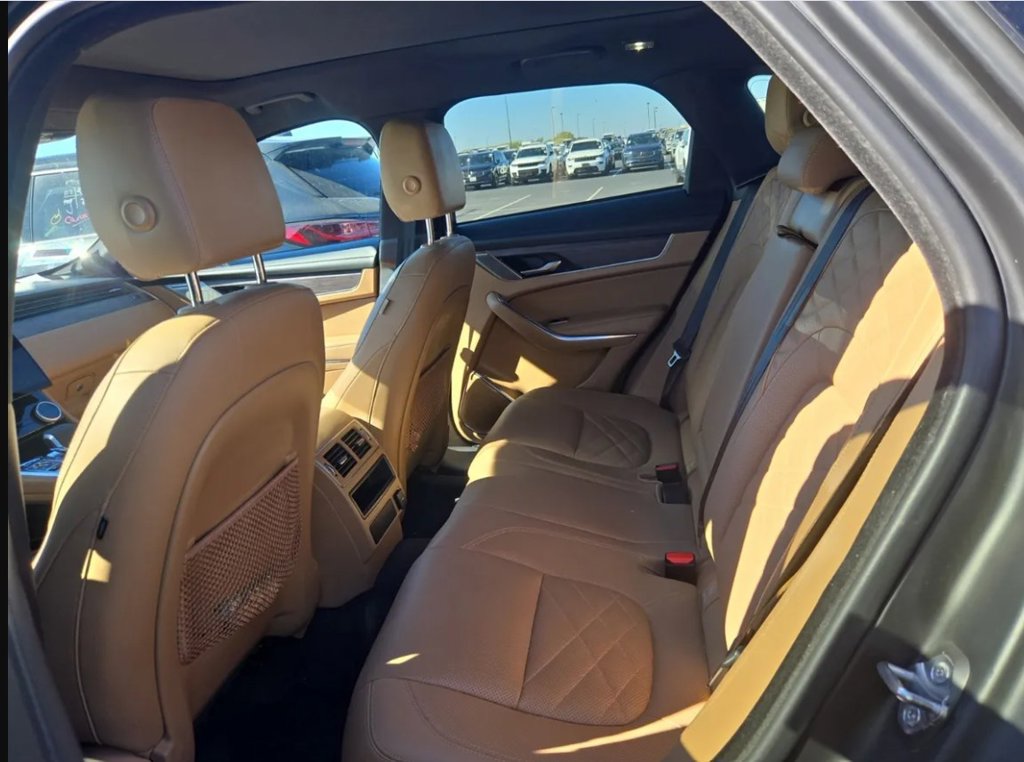 Used 2023 Jaguar F-PACE S AWD/4WD image 6