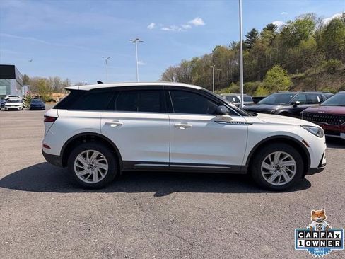 Used 2024 Lincoln Corsair AWD w/ Towing Package image 16