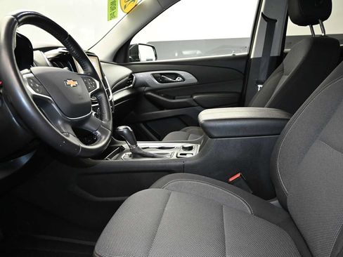 Used 2020 Chevrolet Traverse LT w/ LPO, Blackout Package AWD/4WD image 22
