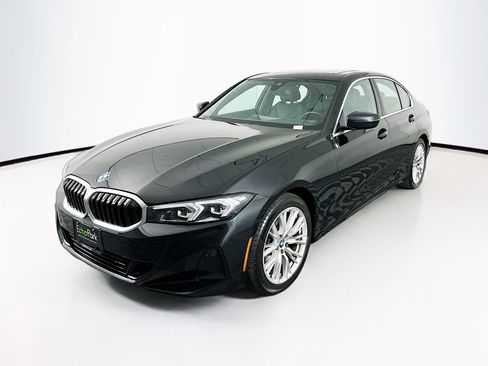 Used 2024 BMW 330i Sedan image 3