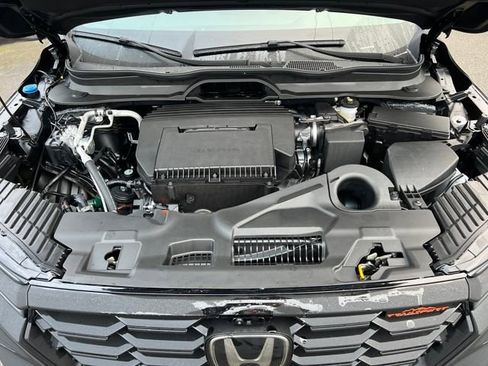 New 2025 Honda Pilot TrailSport image 31