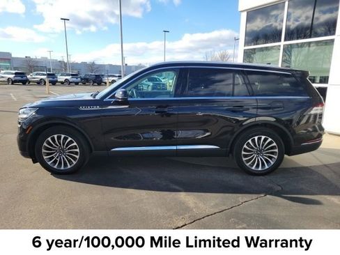 Used 2024 Lincoln Aviator Reserve w/ Elements Package Plus image 4