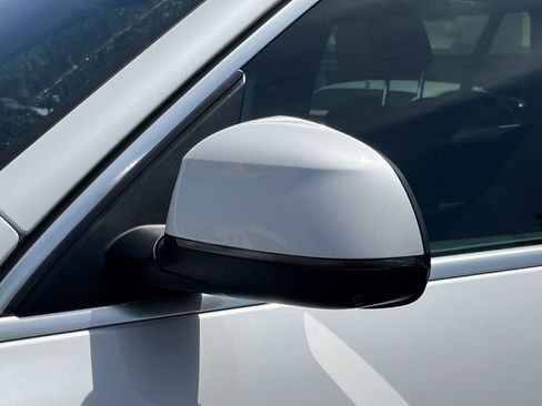 Used 2024 BMW X5 sDrive40i w/ Premium Package image 29