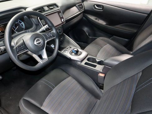 Certified 2023 Nissan Leaf S image 22