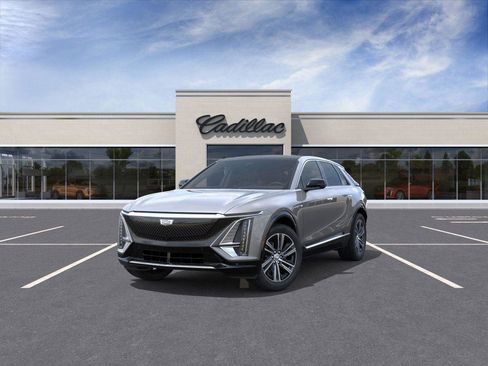New 2026 Cadillac Lyriq Luxury image 8