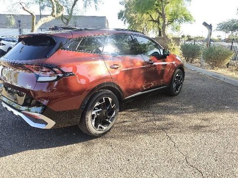 Certified 2024 Kia Sportage SX FWD image 11