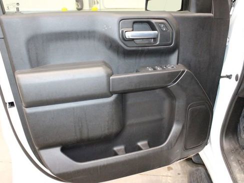 Used 2021 Chevrolet Silverado 1500 Custom image 14