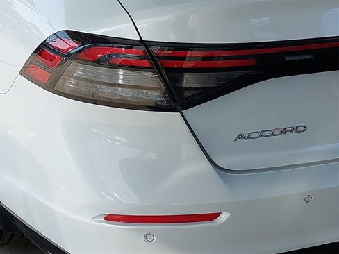 Used 2024 Honda Accord Touring image 34
