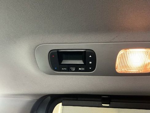 Used 2023 Honda Odyssey Touring image 39