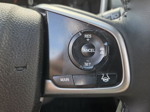 Used 2019 Honda CR-V Touring image 27