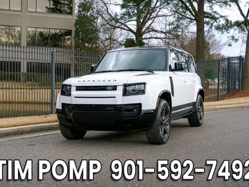 Used 2022 Land Rover Defender 110 X-Dynamic SE image 2