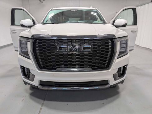 Used 2024 GMC Yukon Denali Ultimate image 15