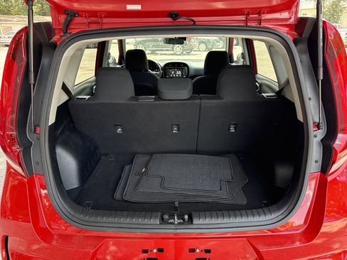 Used 2021 Kia Soul GT-Line FWD image 27