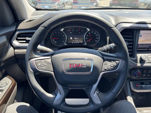 Used 2023 GMC Acadia AT4 AWD/4WD image 9
