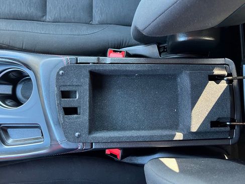 Used 2023 Dodge Durango GT image 33