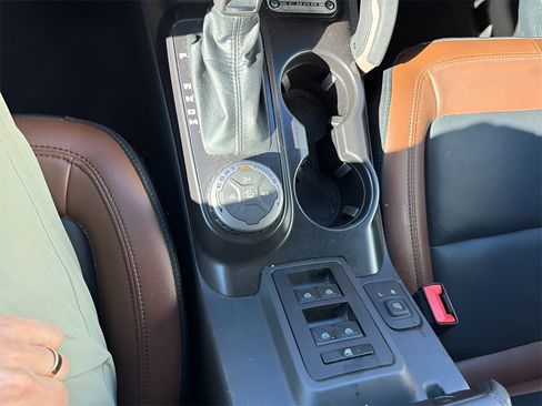 Certified 2024 Ford Bronco Outer Banks image 16