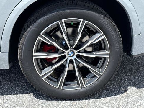 Used 2026 BMW X5 xDrive40i w/ Executive Package AWD/4WD image 12