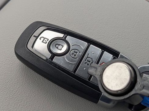 New 2026 Ford Explorer Active w/ Active Comfort Package image 33