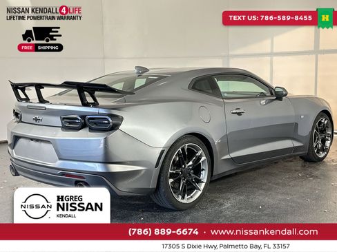 Used 2019 Chevrolet Camaro LT w/ RS Package image 11