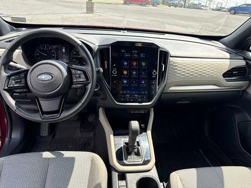 Used 2025 Subaru Forester Premium AWD/4WD image 14