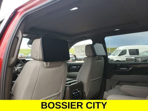 New 2026 GMC Yukon XL Elevation w/ Elevation Premium Package image 10