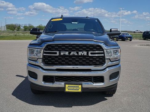 Used 2022 RAM 2500 Big Horn AWD/4WD image 2