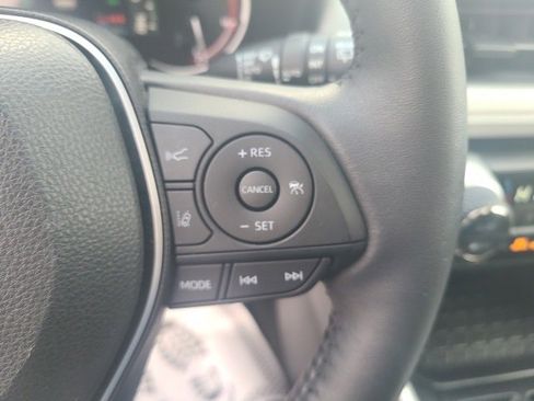 Used 2023 Toyota RAV4 XLE image 21