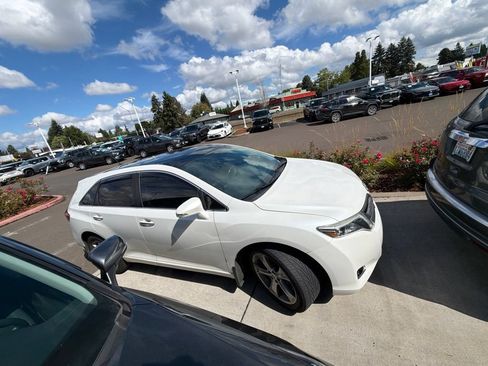 Used 2013 Toyota Venza Limited w/ Tow Prep Pkg AWD/4WD image 3