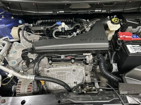 Used 2019 Nissan Rogue SV AWD/4WD image 23