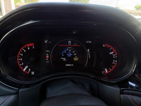 Used 2022 Dodge Durango R/T w/ Tow 'N Go Group AWD/4WD image 9