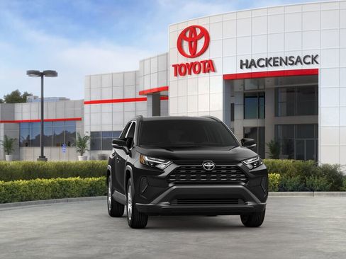 New 2025 Toyota RAV4 XLE image 16