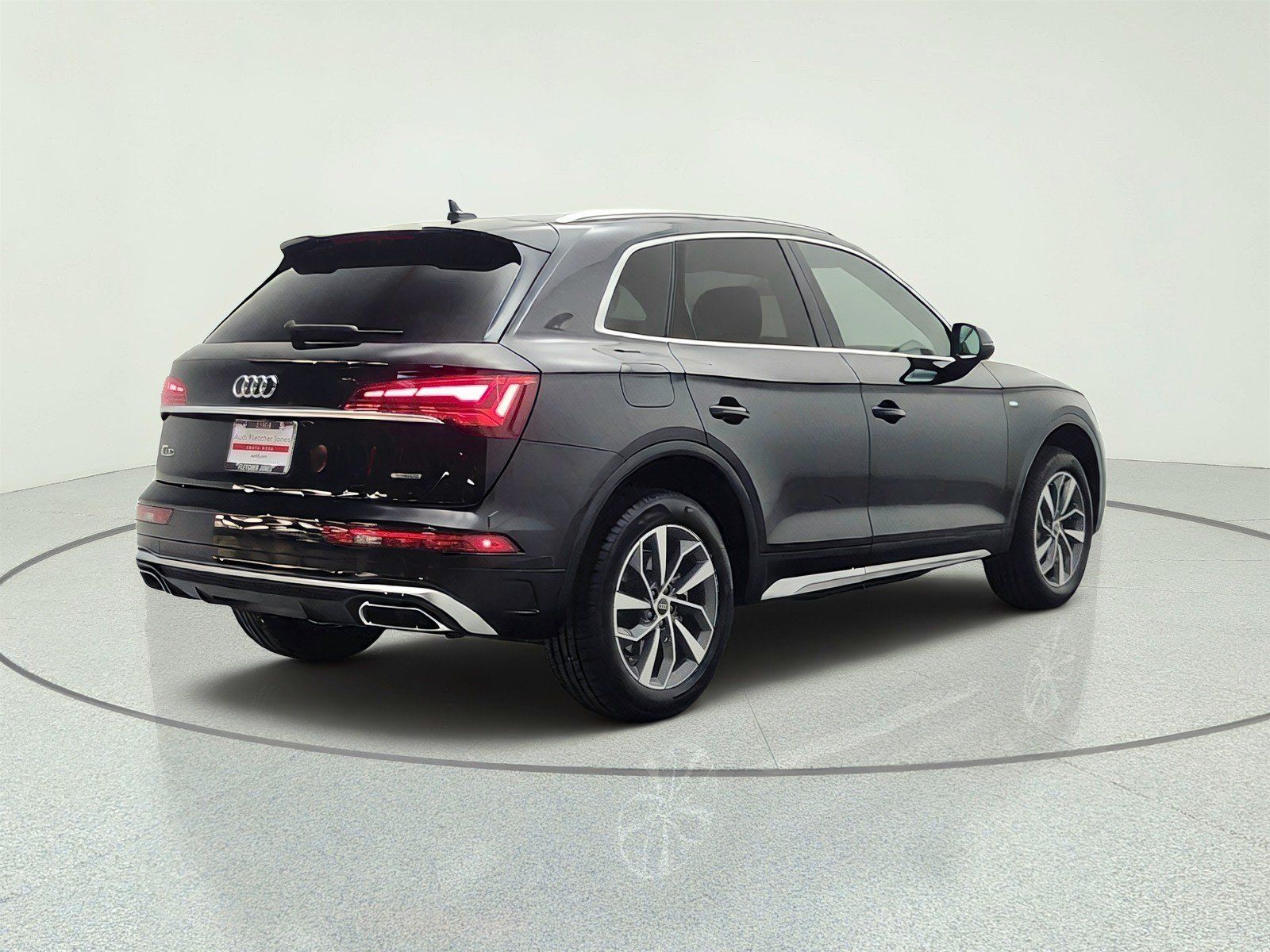Used 2023 Audi Q5 2.0T Premium Plus w/ Premium Plus Package AWD/4WD image 5