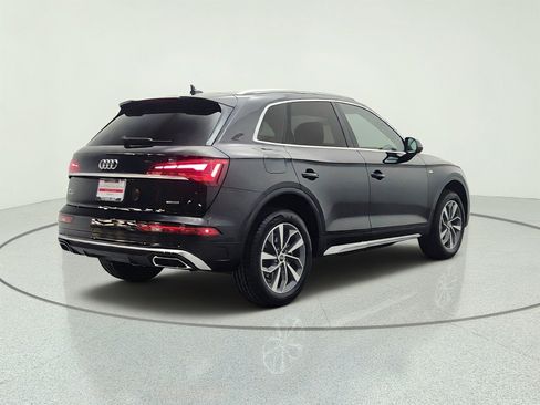 Used 2023 Audi Q5 2.0T Premium Plus w/ Premium Plus Package AWD/4WD image 5