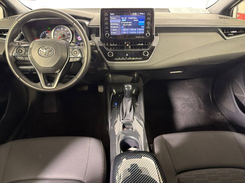 Used 2021 Toyota Corolla SE w/ SE Preferred Package image 22