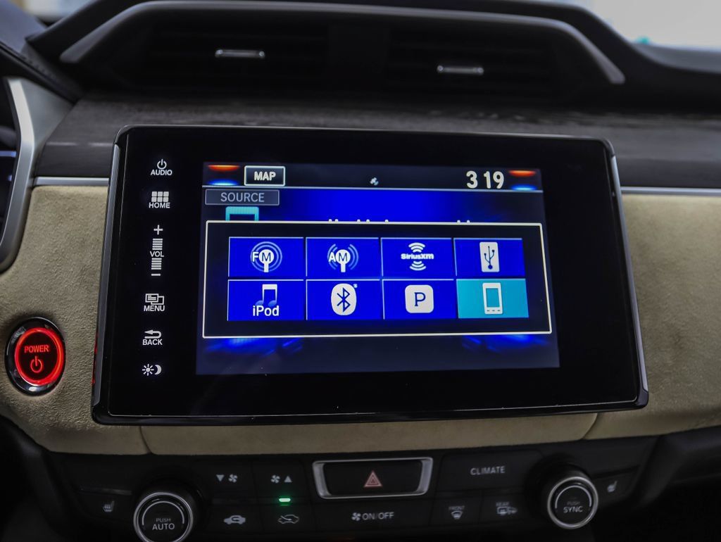 Used 2018 Honda Clarity Touring image 17