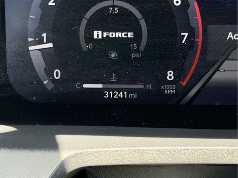 Used 2024 Toyota Tacoma TRD Off-Road AWD/4WD image 29