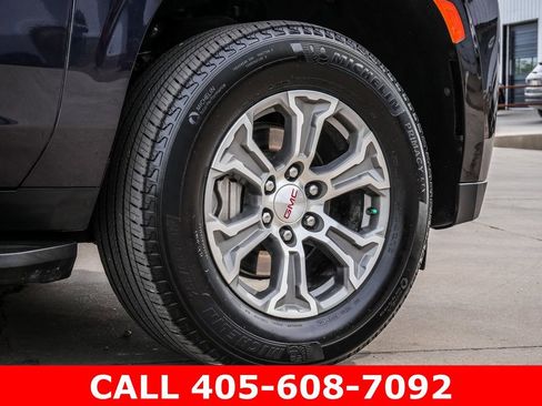 Certified 2024 GMC Yukon SLE AWD/4WD image 9
