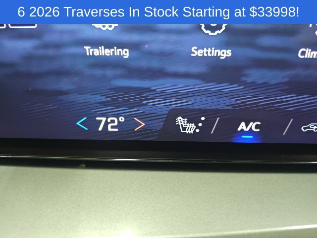 Used 2026 Chevrolet Traverse LT w/ Driver Confidence Package FWD image 11