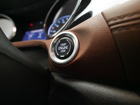 Used 2020 Buick Encore GX Essence FWD image 30